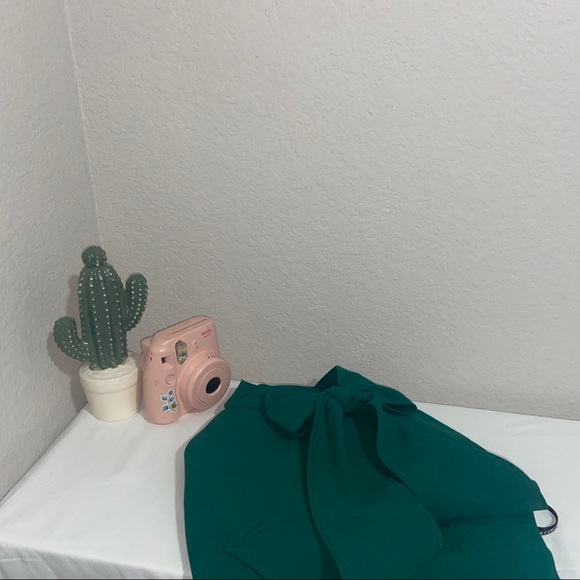 Vince Camuto Emerald Green Bow Tie Jumpsuit - Picture 4 of 5